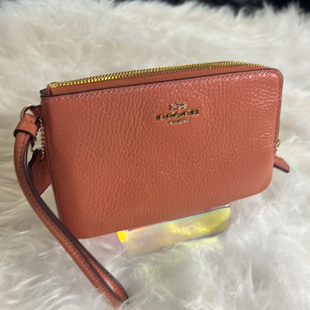 NWT Coach Outlet Double Corner Zip Wristlet
